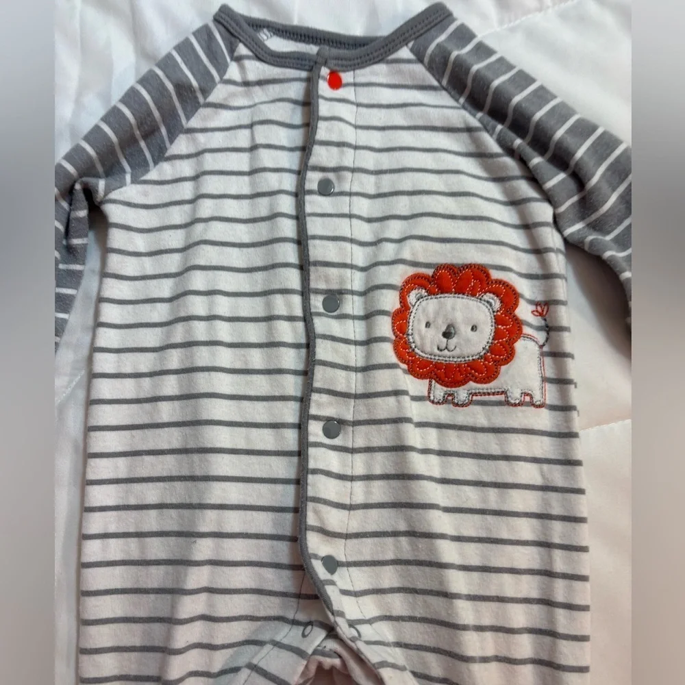 Little Me Striped Gray and White Outfit with Red lion- 12-18m (no size tag)